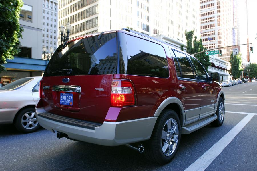 Ford Expedition 2007 года  (фото 10 из 80)